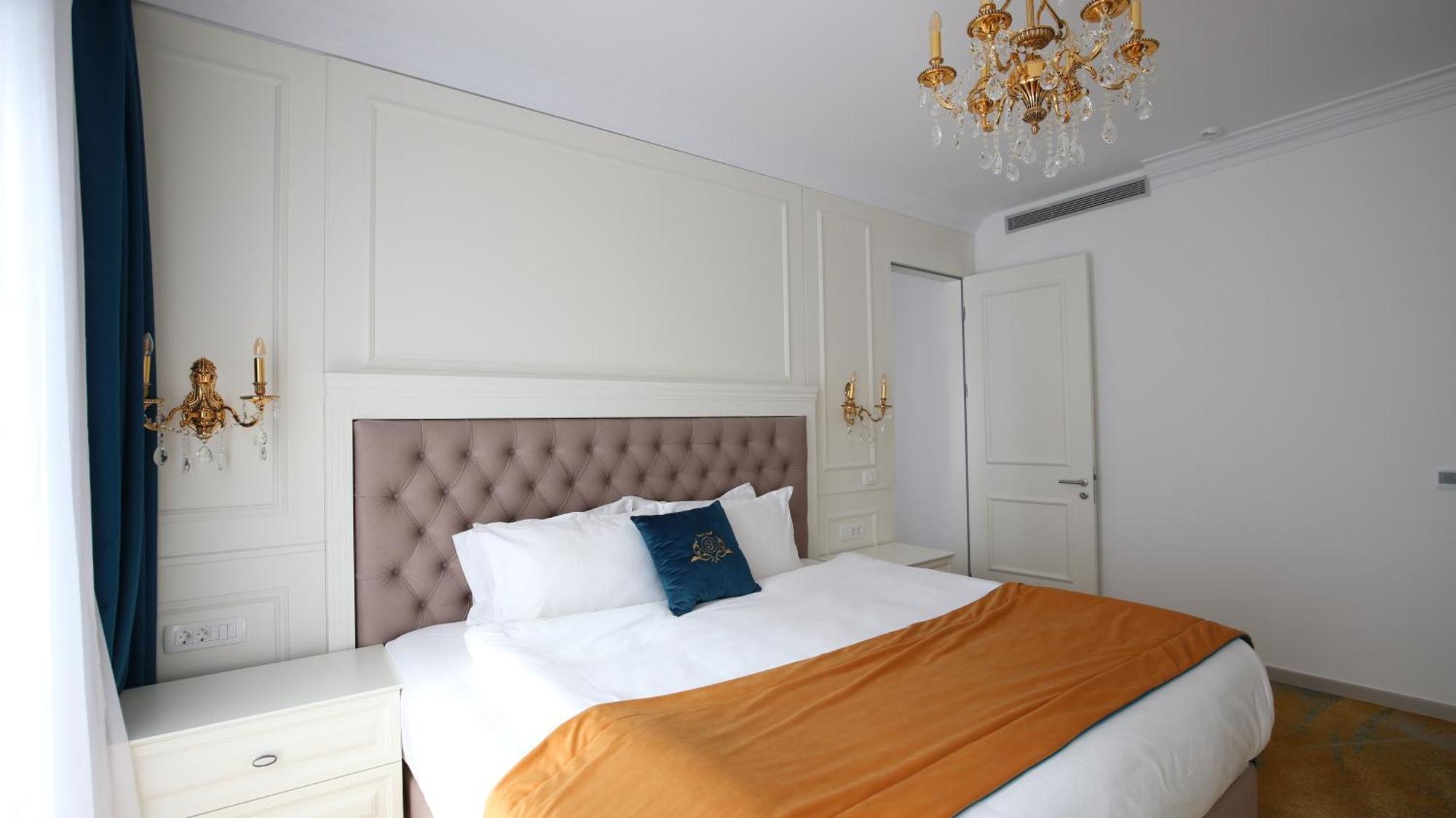 Grand Hotel Belushi Boge Exterior foto