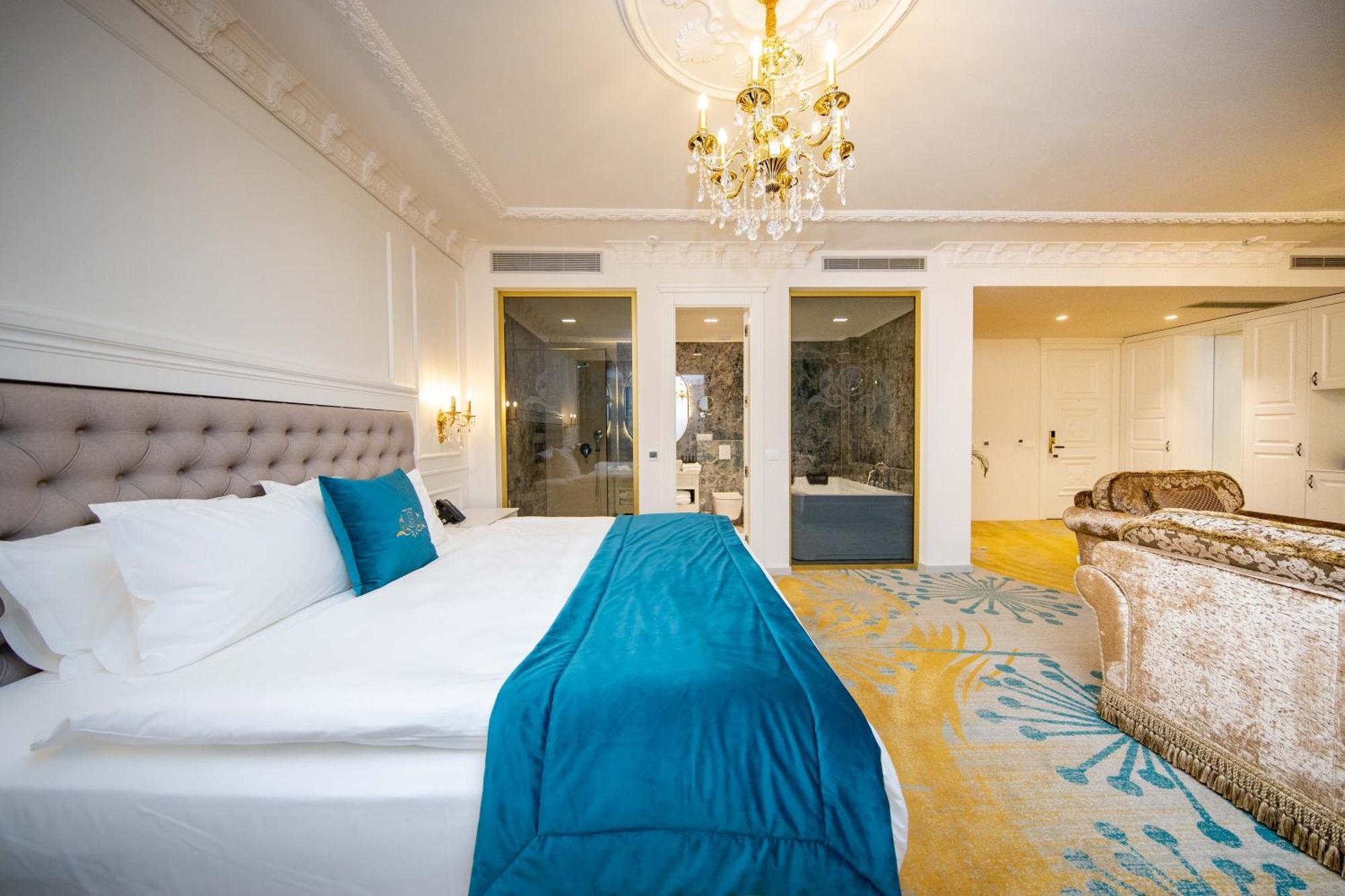 Grand Hotel Belushi Boge Exterior foto