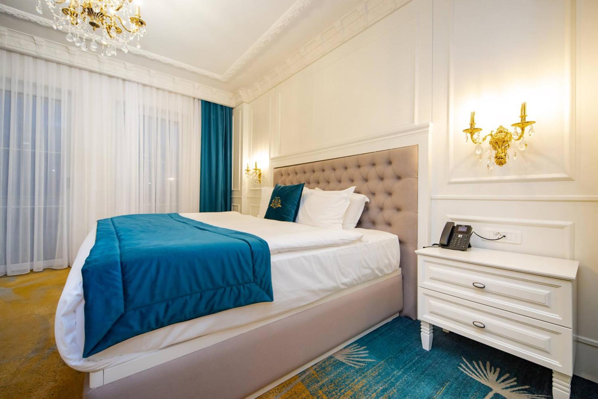 Grand Hotel Belushi Boge Exterior foto